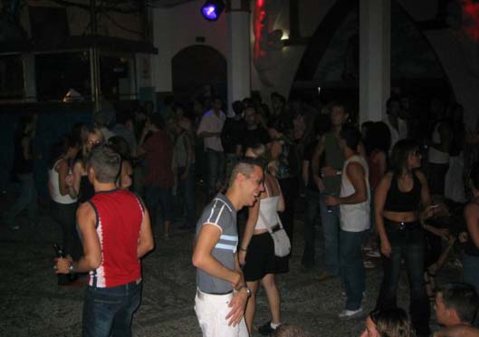 Image 10 of 50  -  33 kB