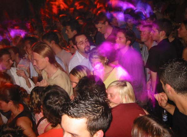 Image 37 of 50  -  53 kB