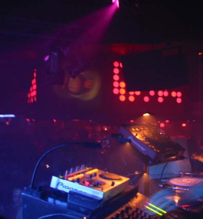 Image 44 of 50  -  30 kB